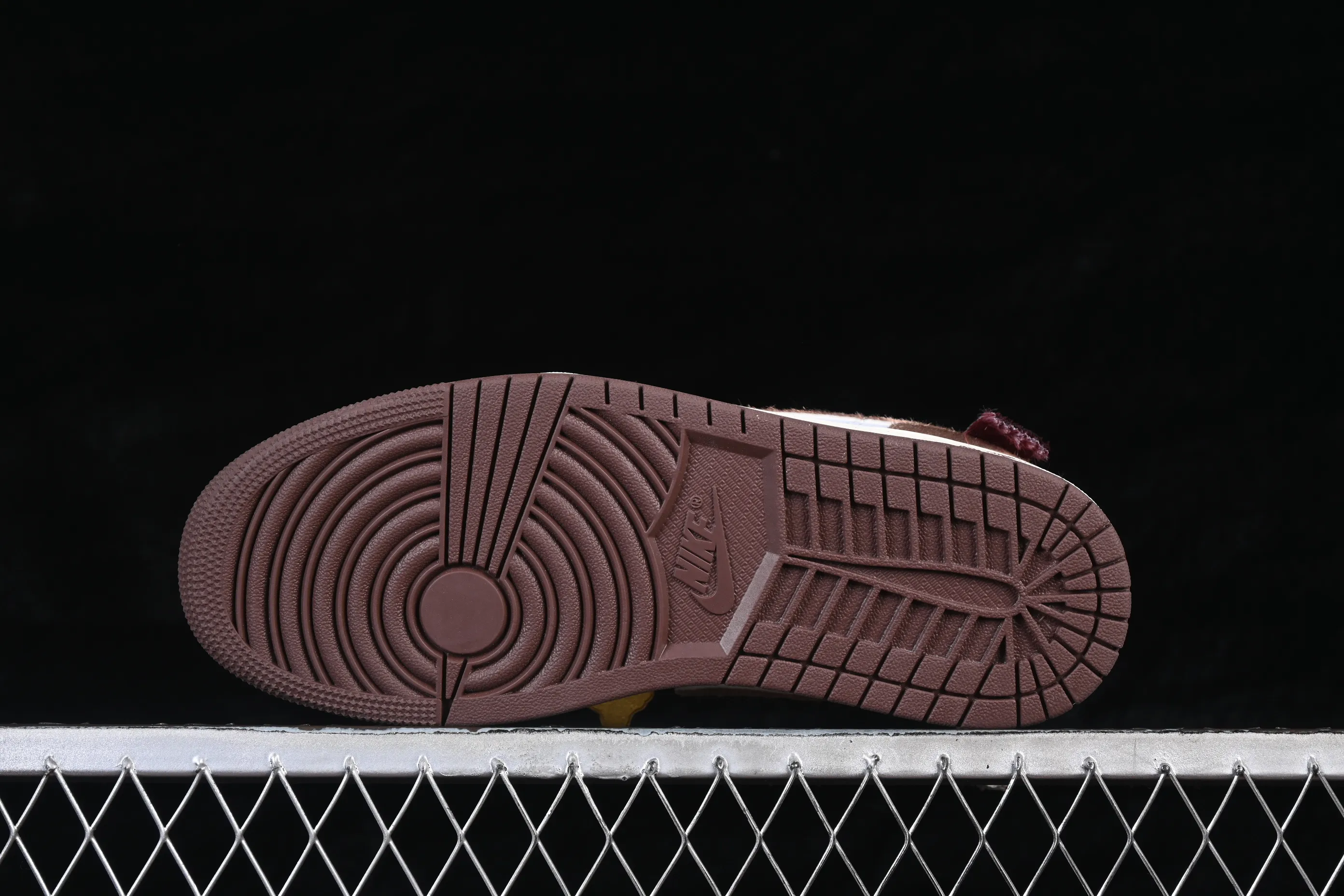 All categories Air Jordan Jordan series basketball shoes Air Jordan 1 Low Air Jordan 1 Low AJ1 Joe 1 Year of the Horse limited low-top retro cultural basketball shoes IQ5321-121